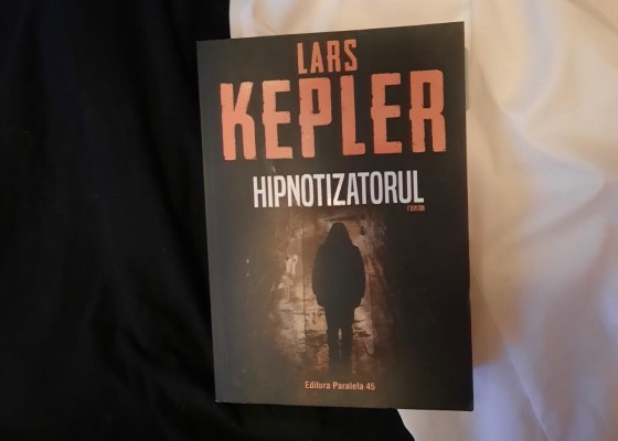 Lars Kepler Hipnozatorul book review recenzie